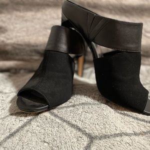 Calvin Klein black heel